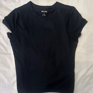 Hollister Women's Classic Black Tee